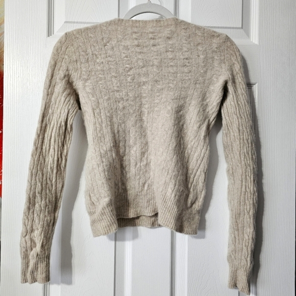 Cable Knit 100% Cashmere Sweater - Size S (Junior's) - Picture 7 of 10